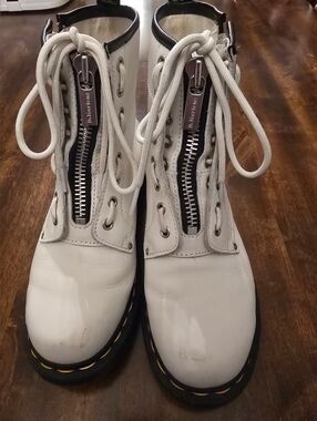 Dr. Martens Women's 1460 Twin Zip boots in white Sendal leather